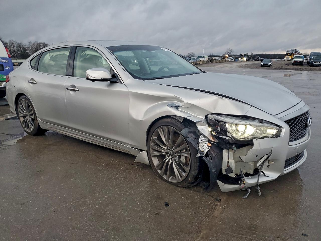 INFINITI Q70 3.7 Luxe Image 4