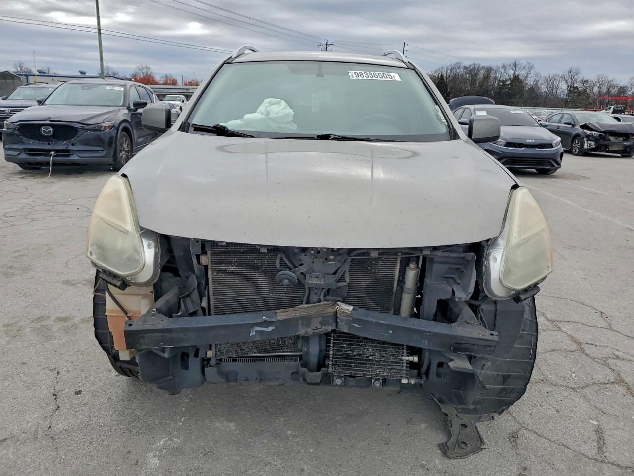 Nissan Rogue S Image 10