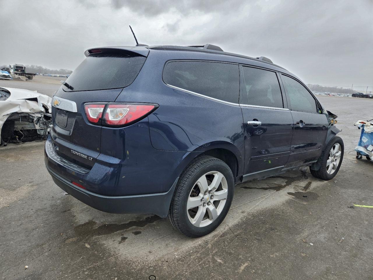 Chevrolet Traverse Lt Image 3