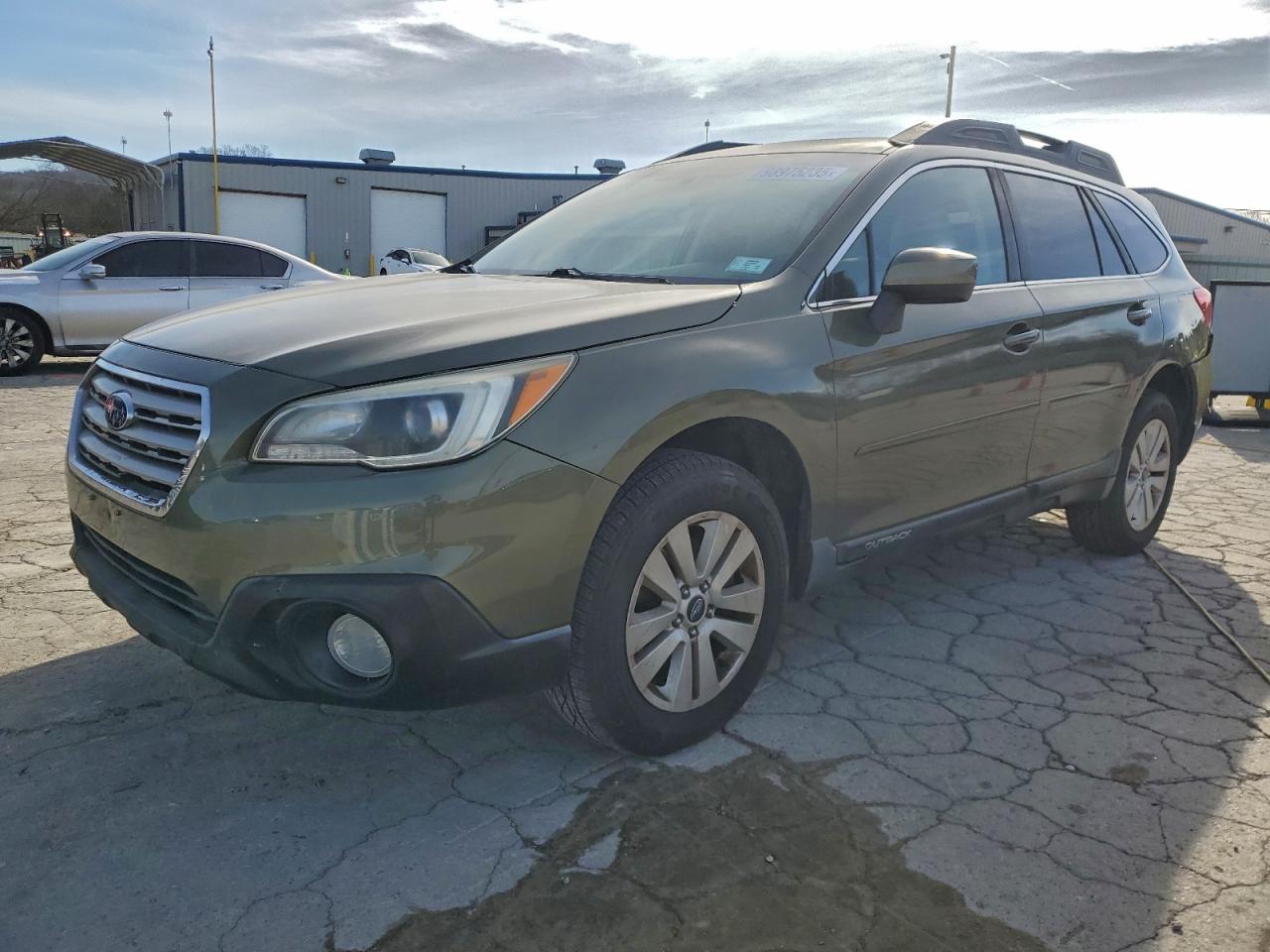 Subaru Outback 2.5i Premium Image 1