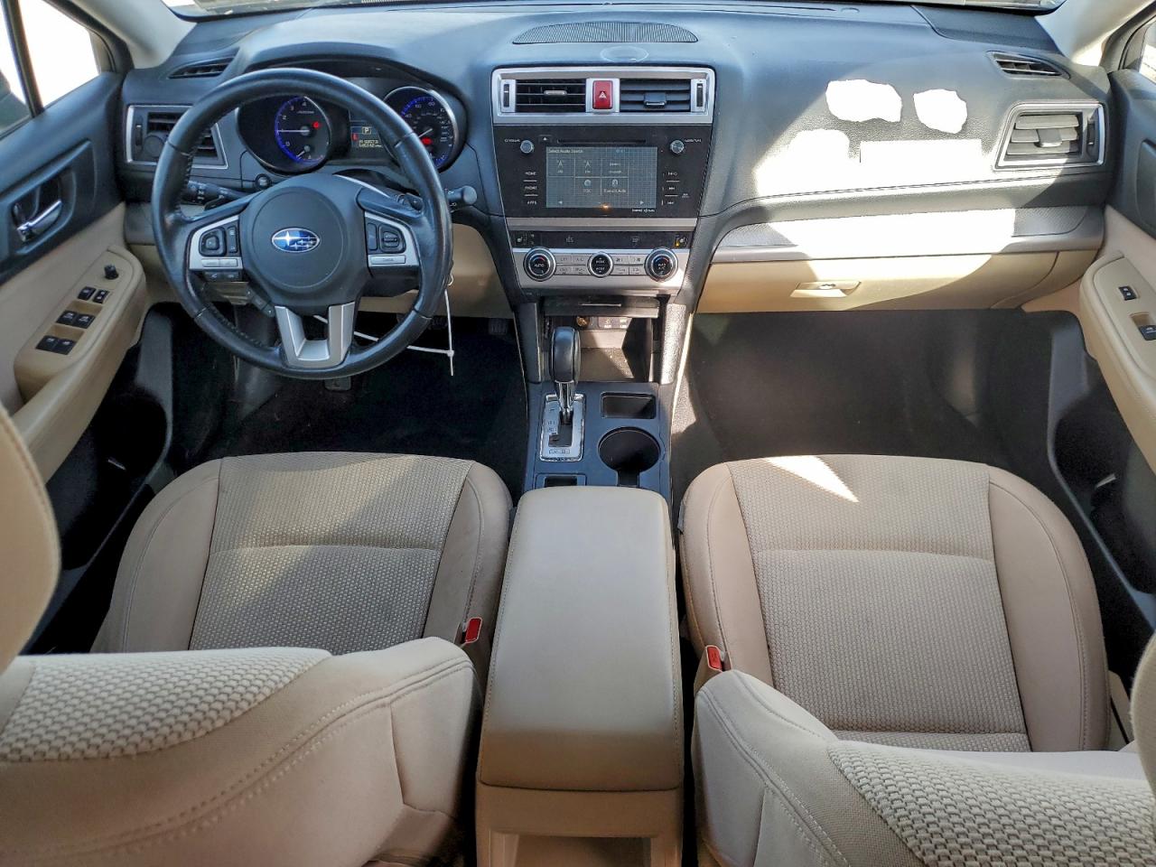 Subaru Outback 2.5i Premium Image 3