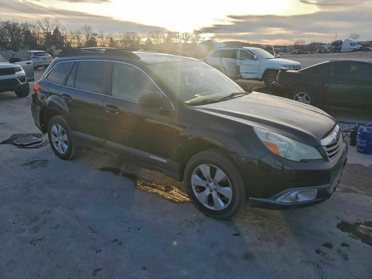 Subaru Outback 2.5i Premium Image 4