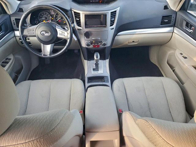 Subaru Outback 2.5i Premium Image 8