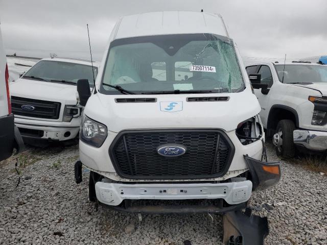 Ford Transit T-250 Image 4