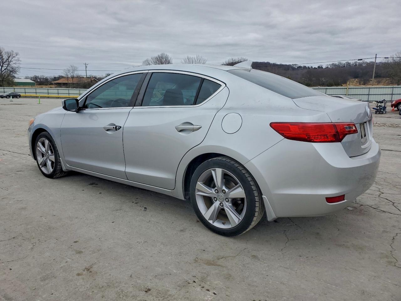 Acura ILX 20 Tech Image 2