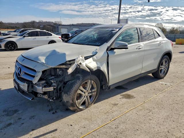  Salvage Mercedes-Benz GLA