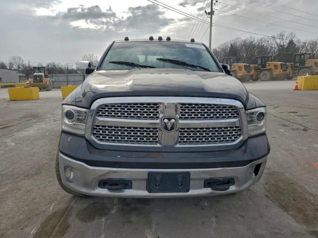 Ram 1500 Laramie Image 3