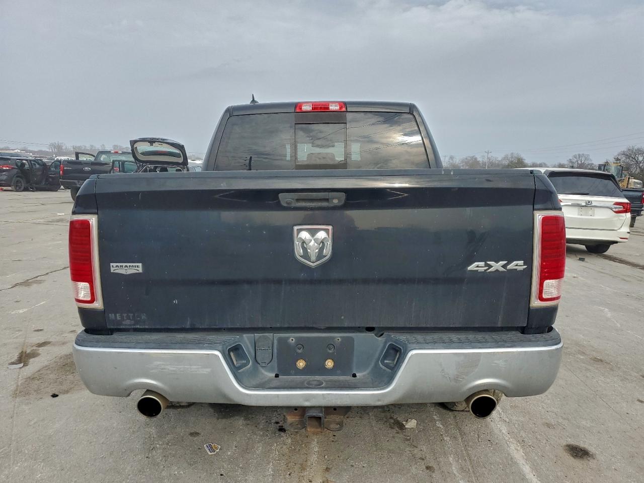 Ram 1500 Laramie Image 2