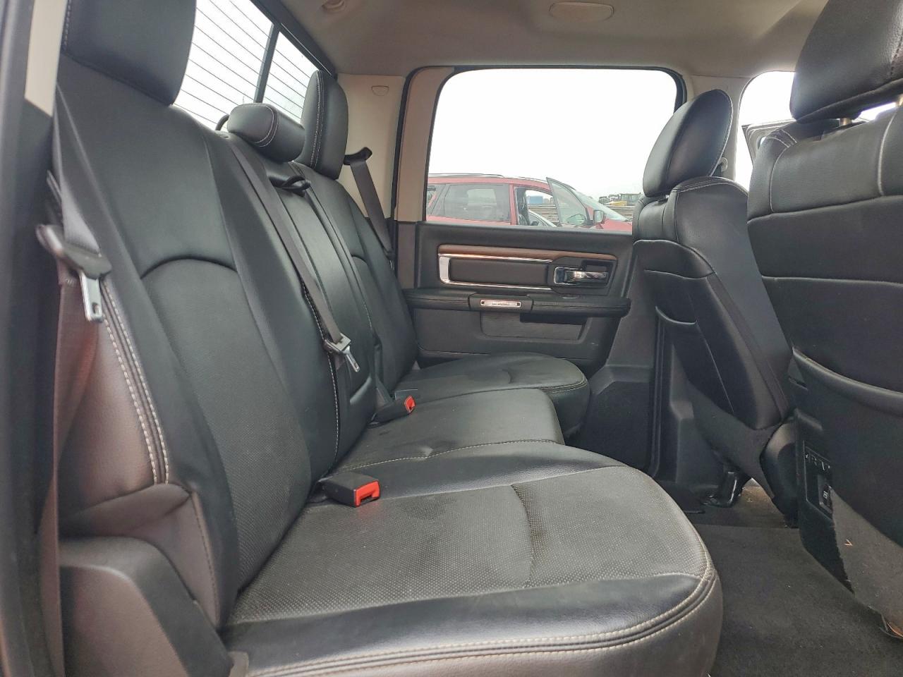 Ram 1500 Laramie Image 7