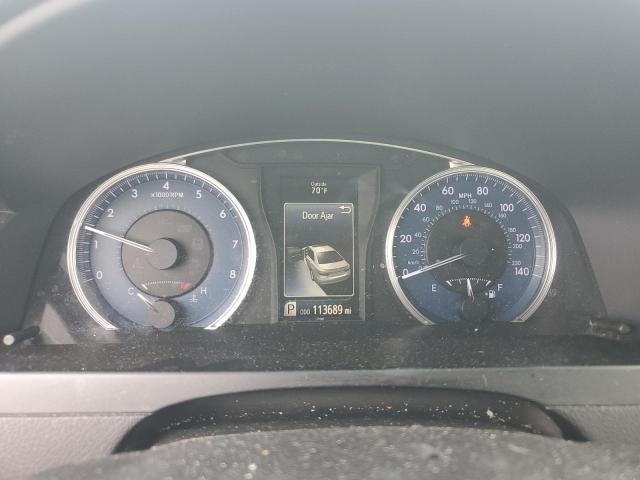 Toyota Camry Le Image 6