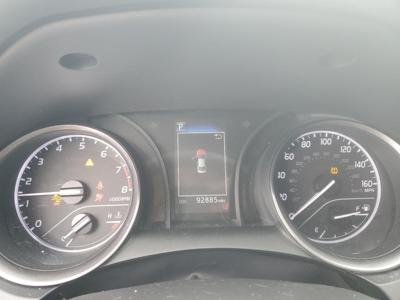 Toyota Camry Se Image 11