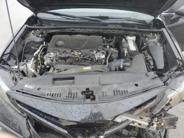 Toyota Camry Se Image 12