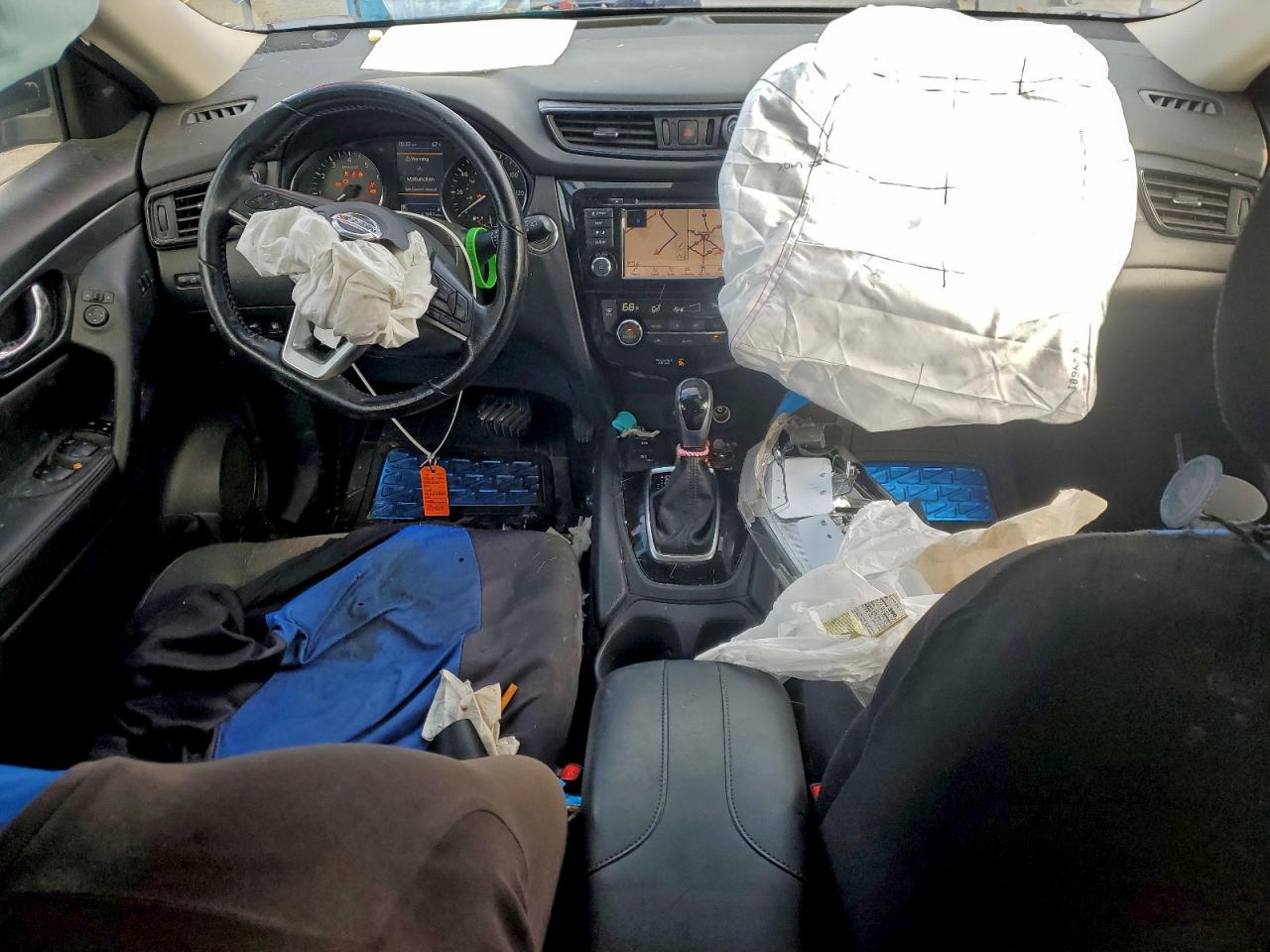 Nissan Rogue S Image 10