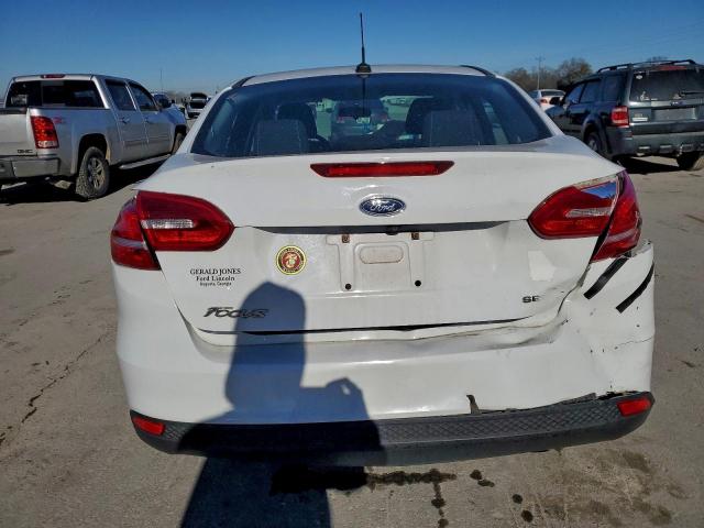 Ford Focus Se Image 10