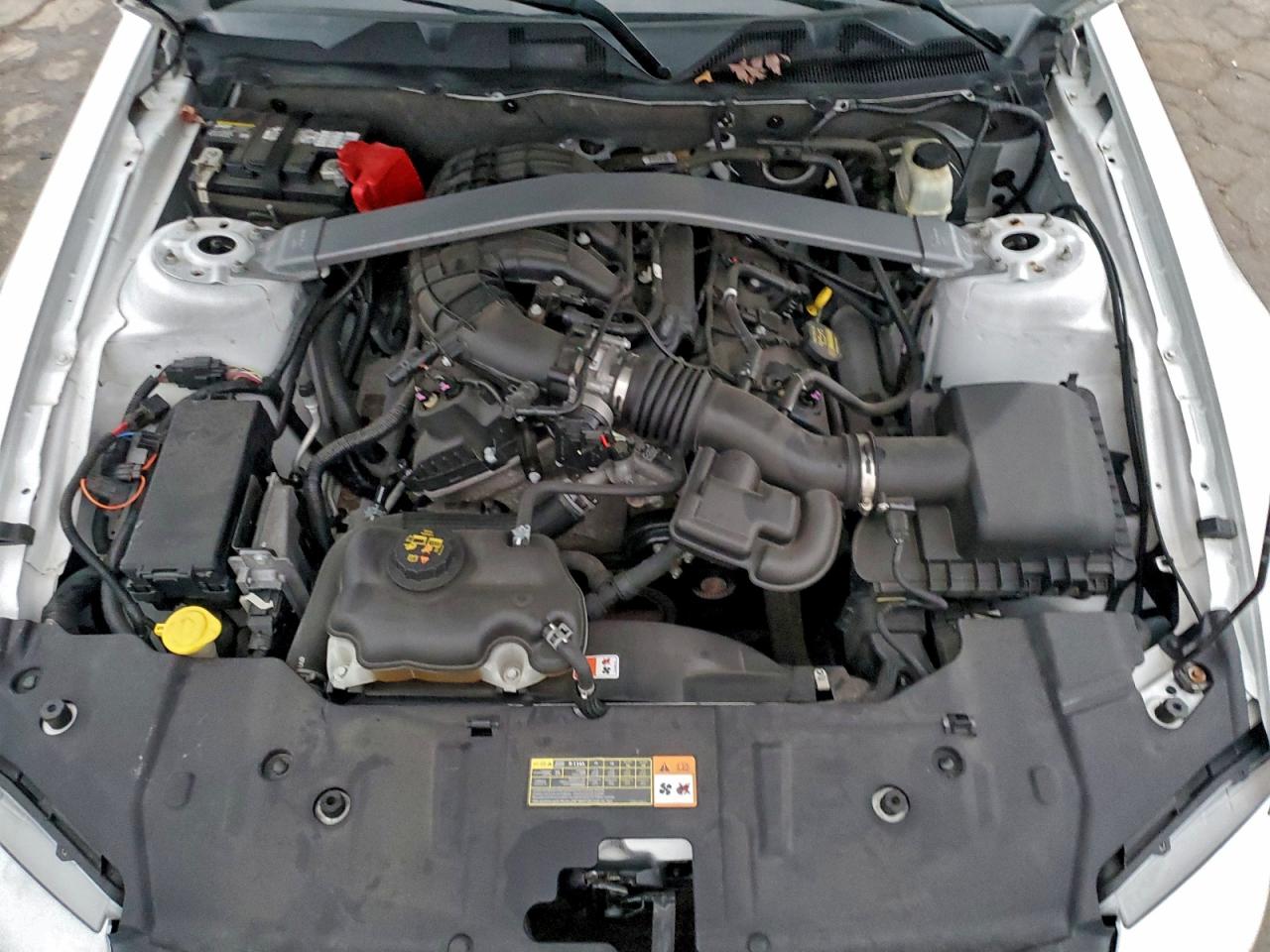 Ford Mustang Image 8