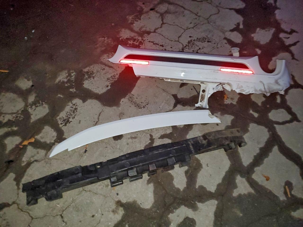 Ford Mustang Image 10