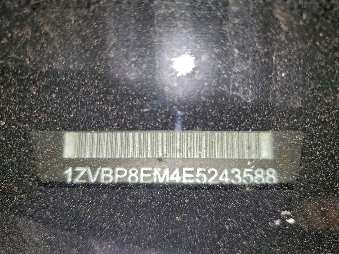 Ford Mustang Image 11