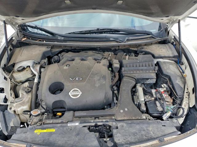 Nissan Maxima S Image 12