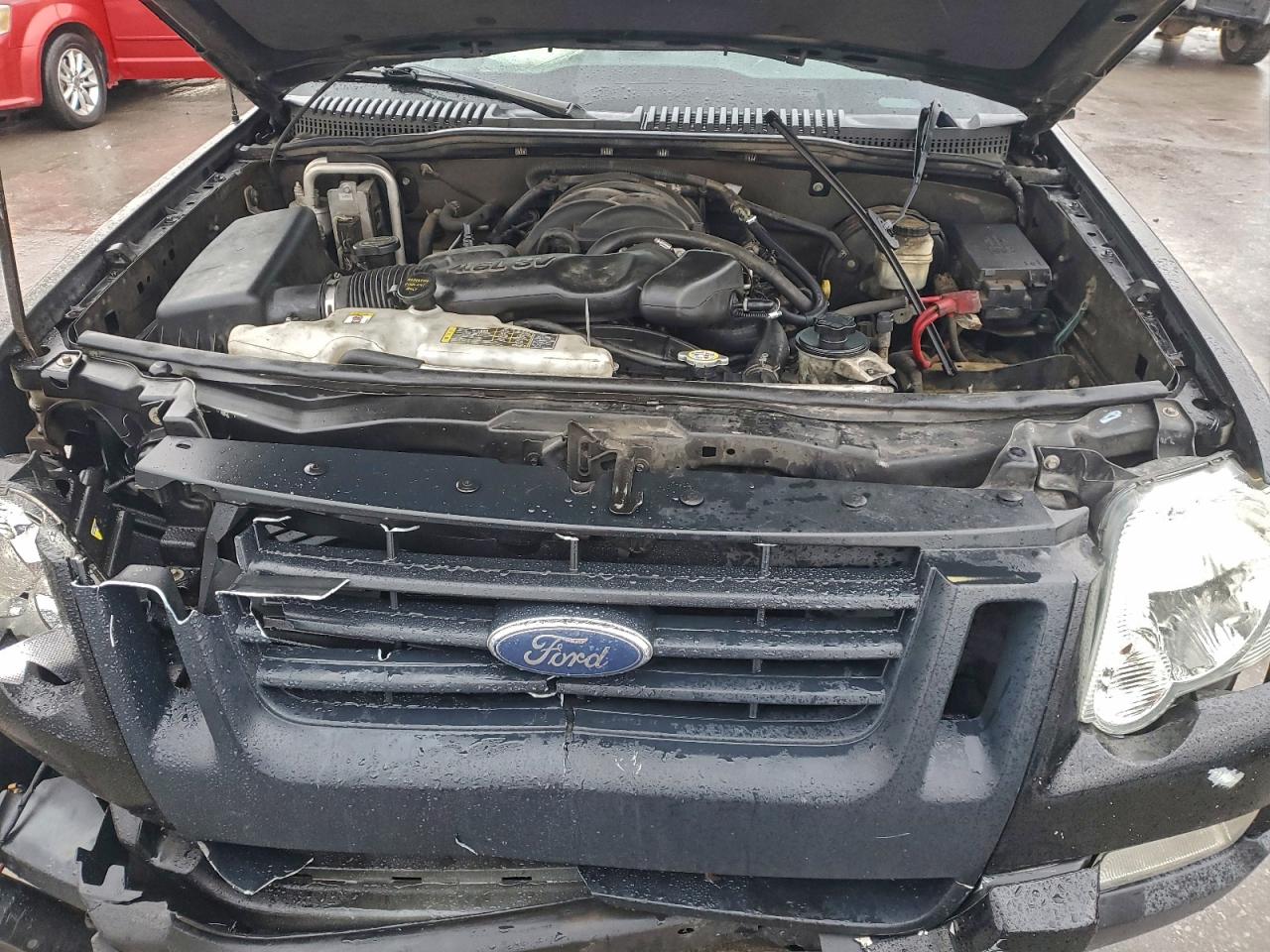 Ford Explorer Limited Image 6