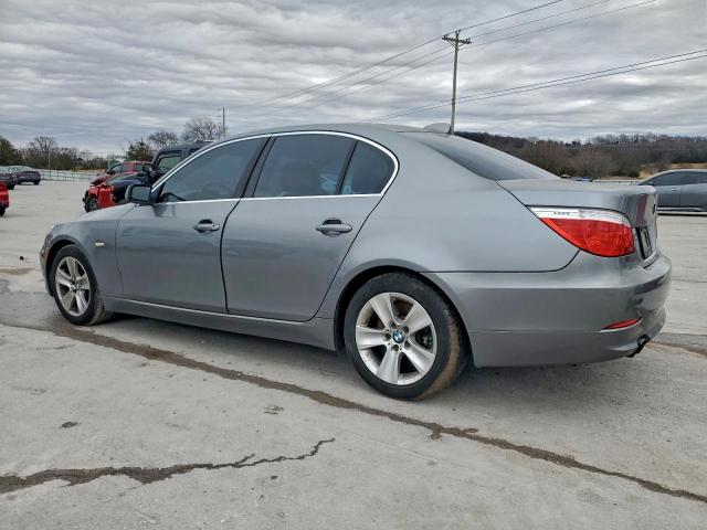 BMW 5 Series I Image 4