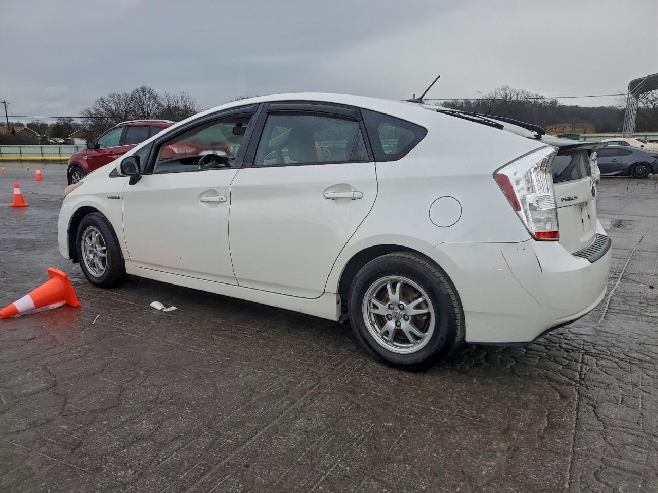 Toyota Prius Image 10