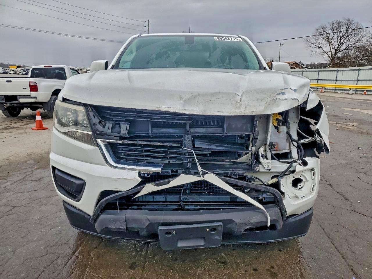 Chevrolet Colorado Image 2