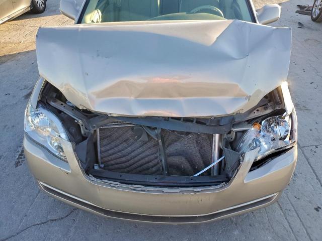 Toyota Avalon Xl Image 10