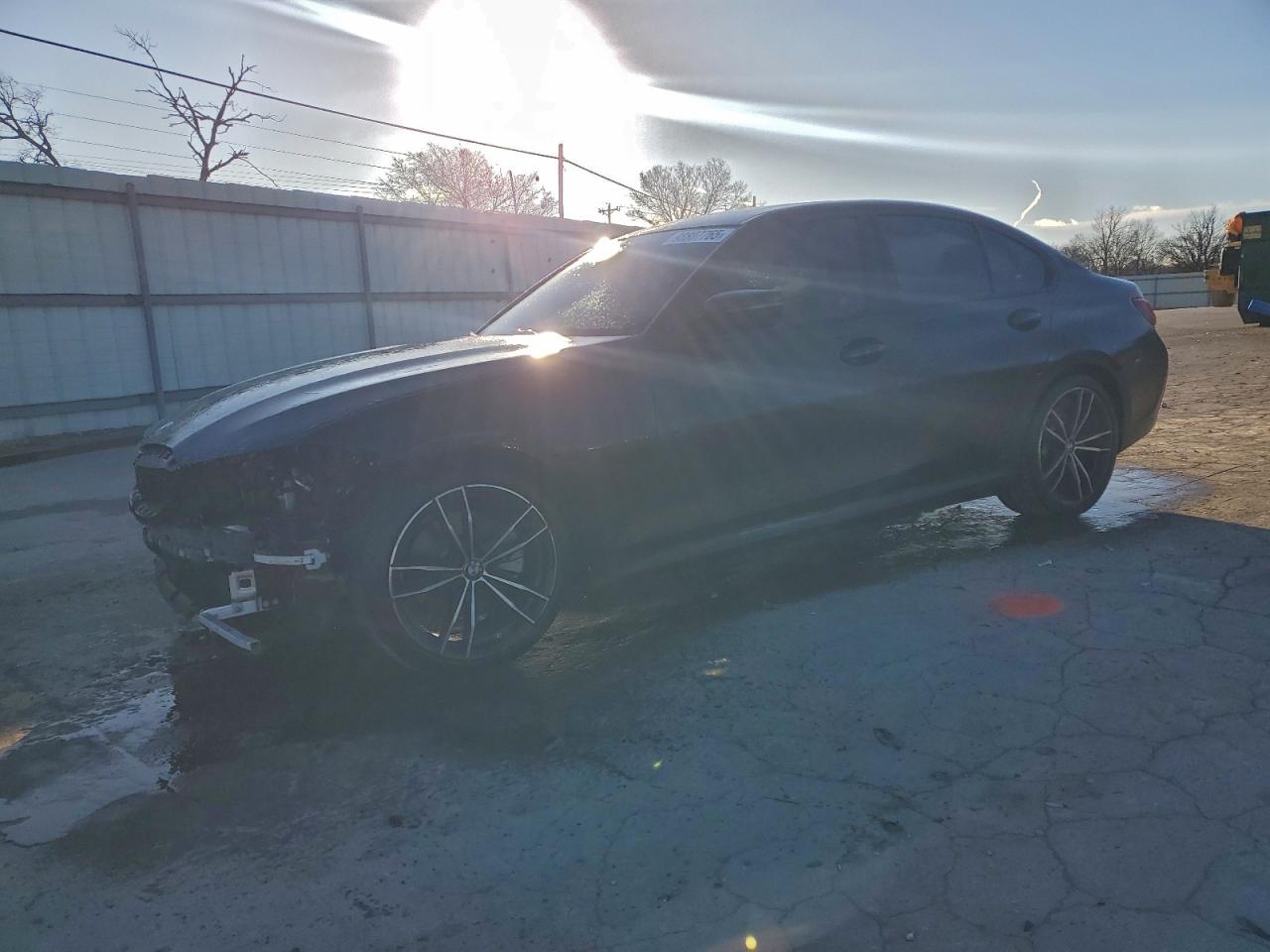 BMW 3 Series Image 1