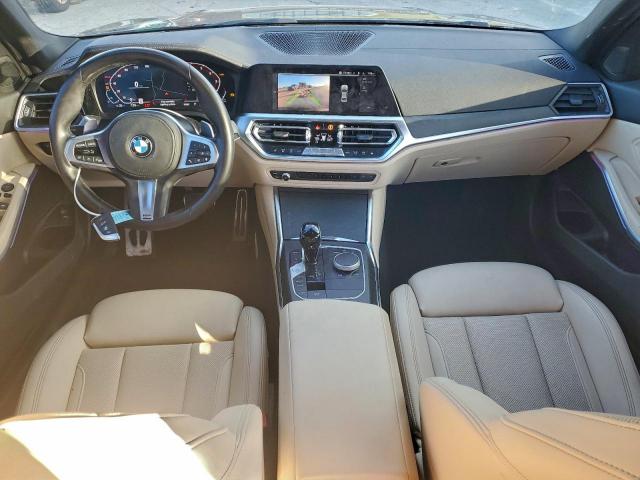 BMW 3 Series Image 13