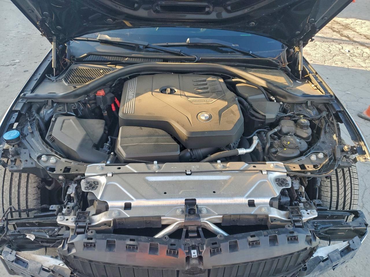 BMW 3 Series Image 9