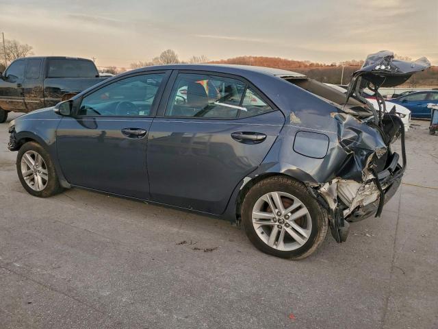 Toyota Corolla L Image 2