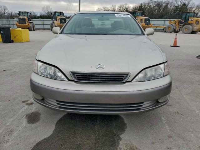 Lexus Es 300 Image 2