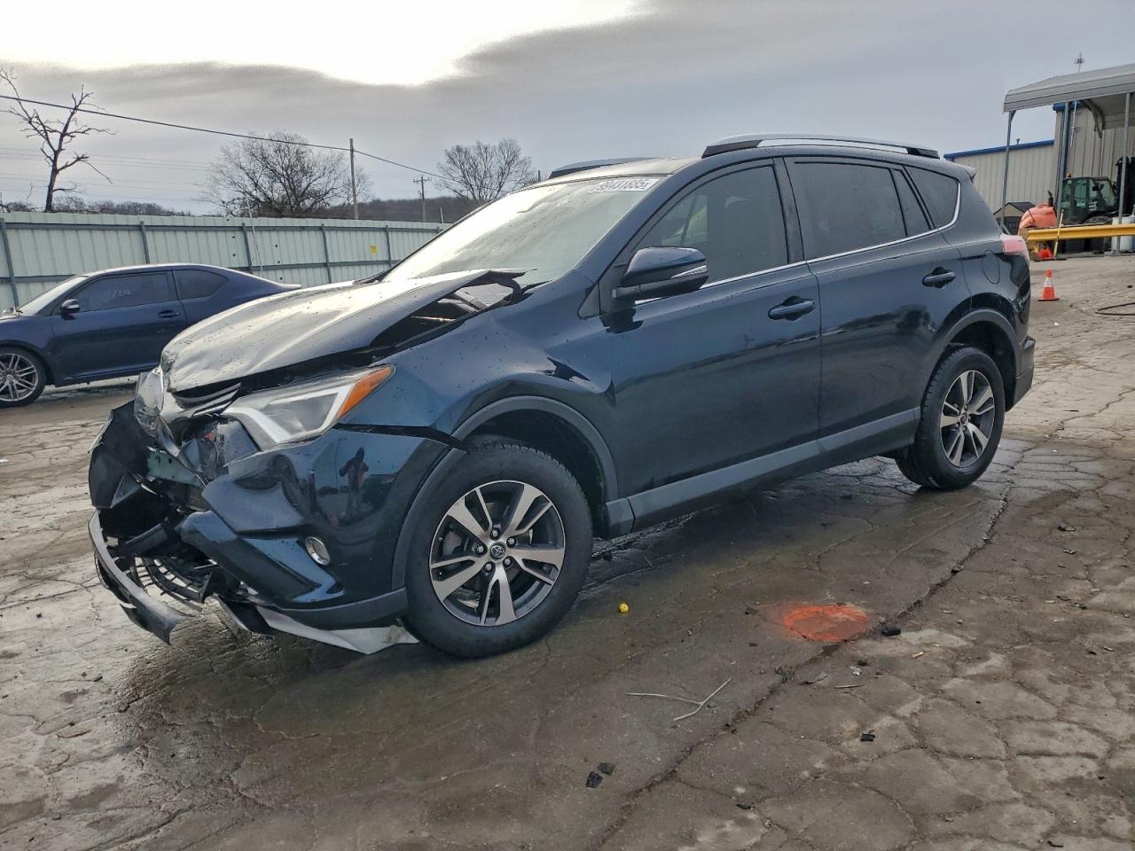 Toyota RAV4 Adventure Image 1