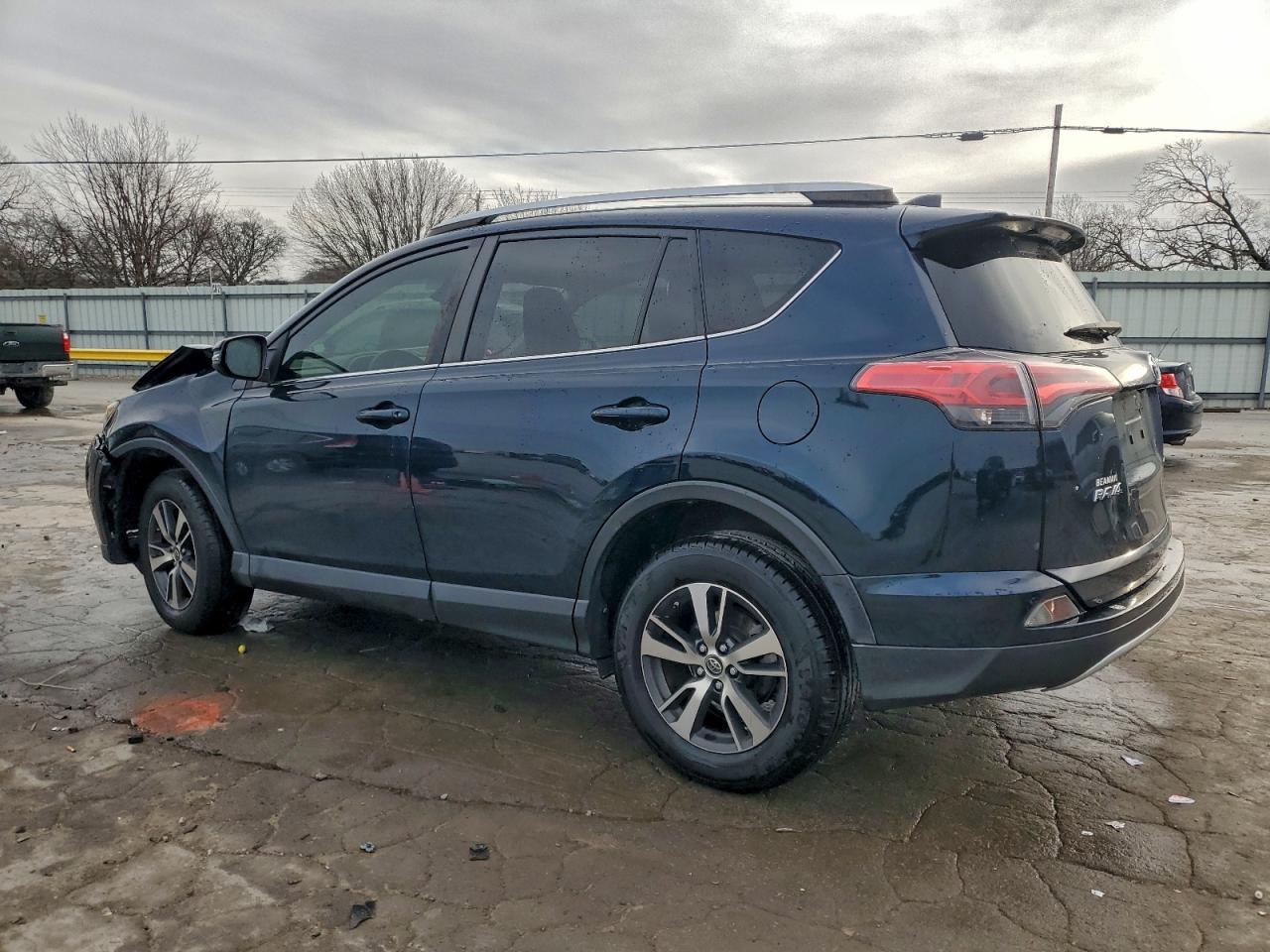 Toyota RAV4 Adventure Image 9