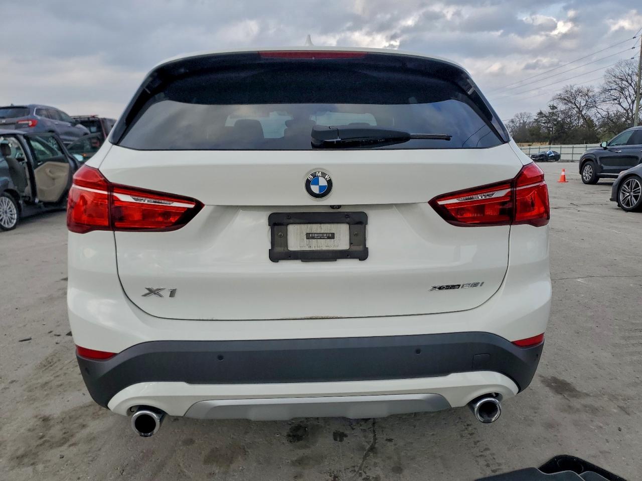 BMW X Series Xdrive28i Image 4