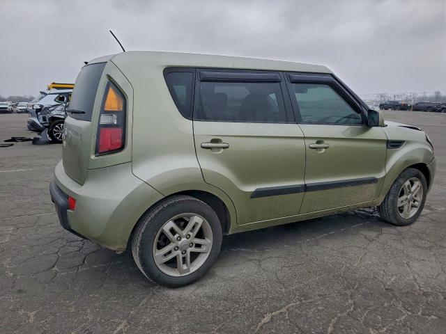 Kia Soul + Image 9