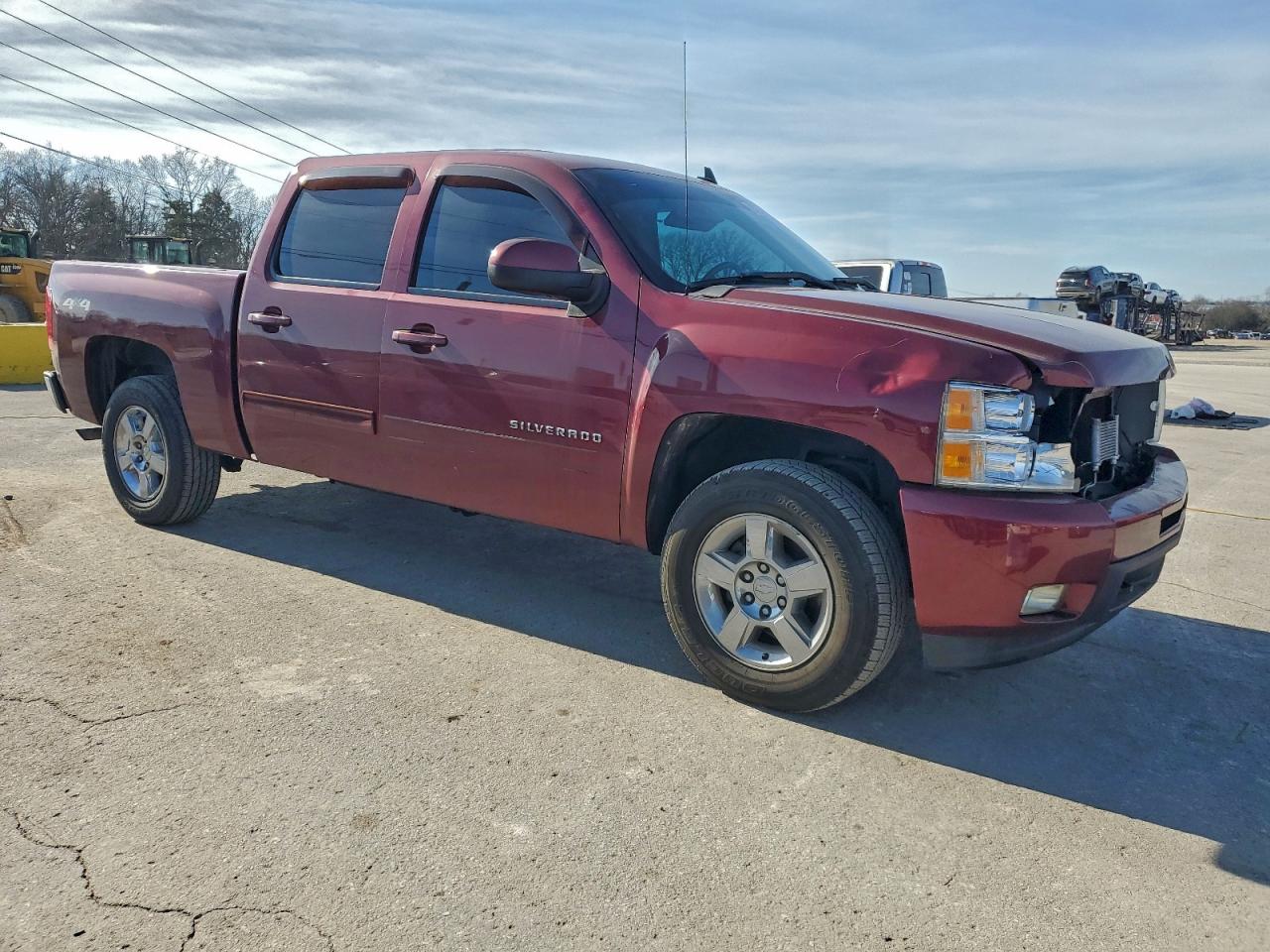 Chevrolet Silverado K1500 Ltz Image 2