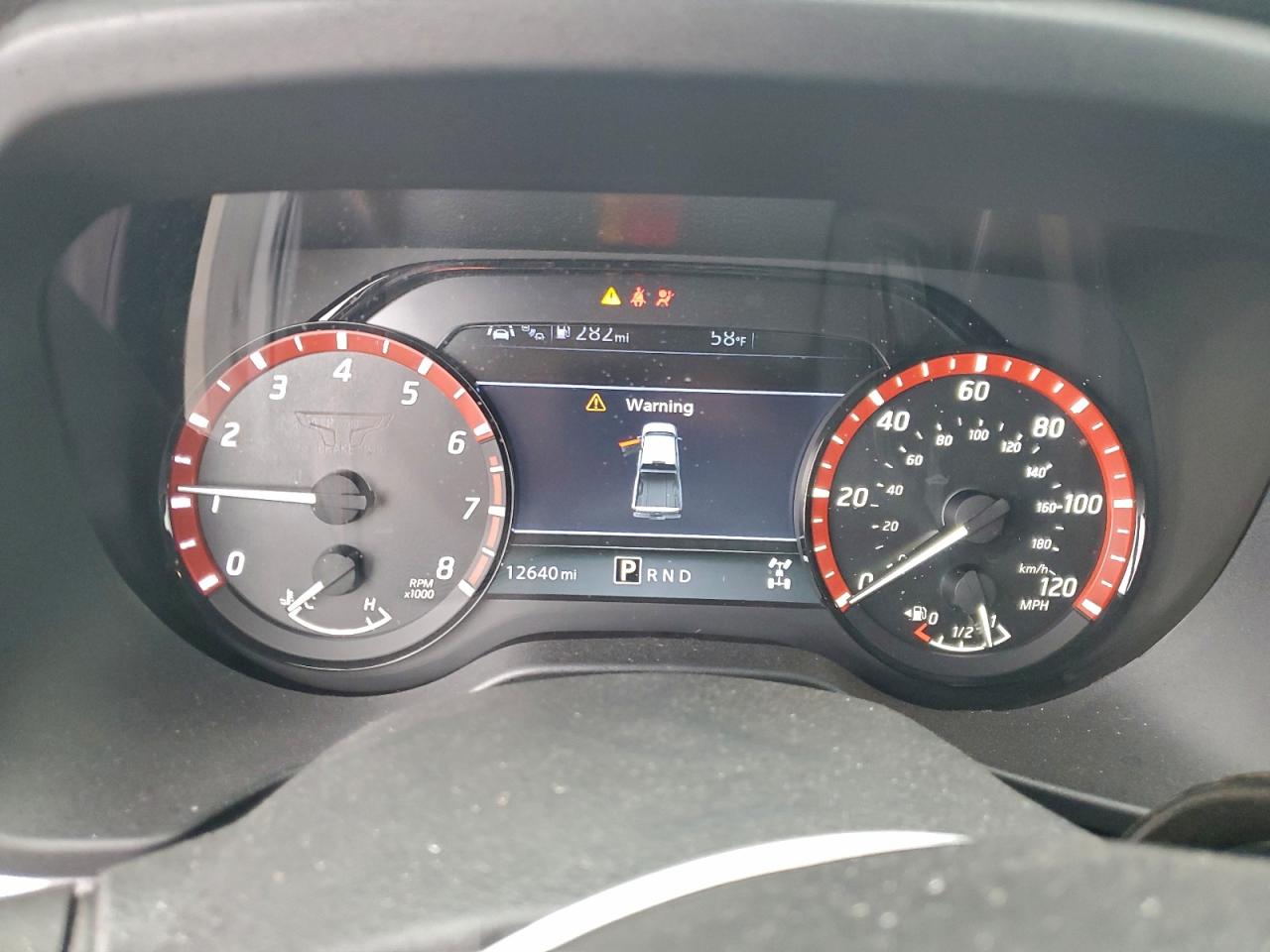 Nissan Titan Sv Image 8