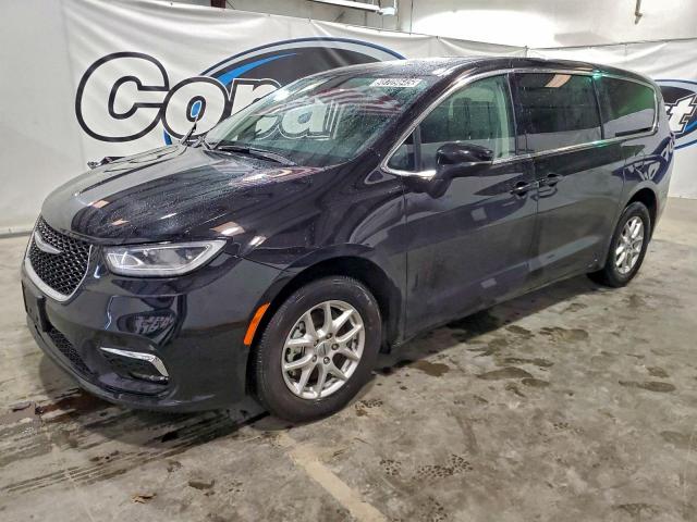  Salvage Chrysler Pacifica