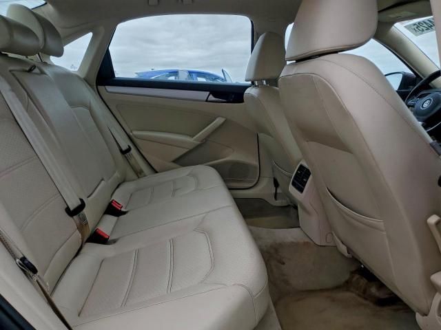 Volkswagen Passat Se Image 10